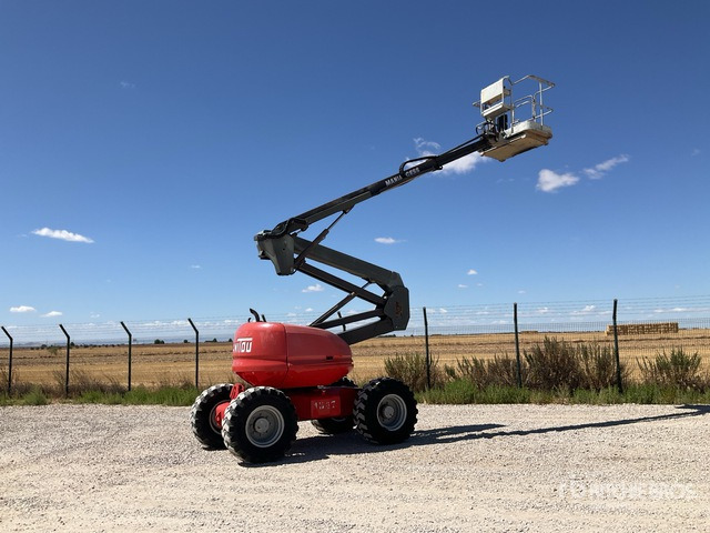 2003 Manitou 150ATS2 4WD Diesel Articulating Boom Lift - Nacelle articulée: photos 2 2003 Manitou 150ATS2 4WD Diesel Articulating Boom Lift - Nacelle articulée: photos 2