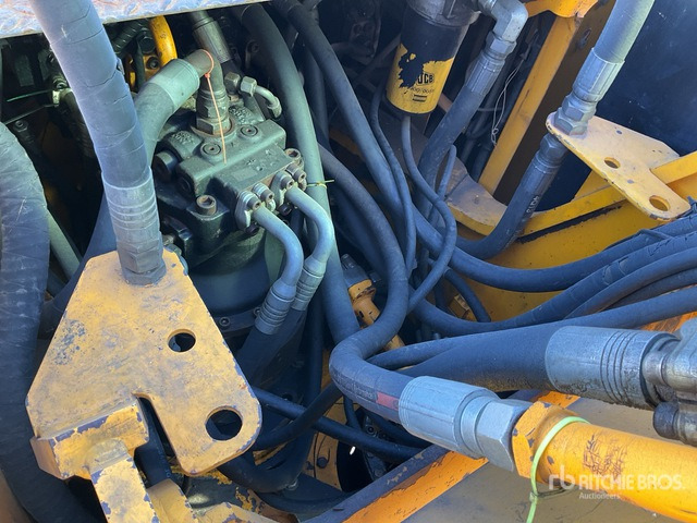 2004 JCB JS200W Wheel Excavator - Pelle sur pneus: photos 5 2004 JCB JS200W Wheel Excavator - Pelle sur pneus: photos 5