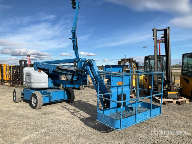 2007 Genie Z45/25JDC 2WD Electric Articulating Boom Lift - Nacelle articulée: photos 2 2007 Genie Z45/25JDC 2WD Electric Articulating Boom Lift - Nacelle articulée: photos 2