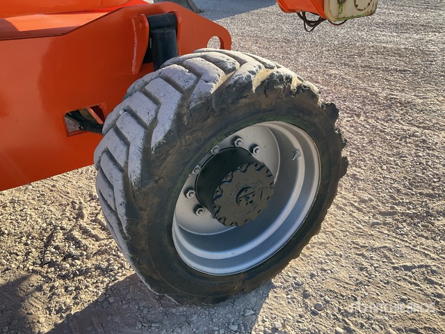2007 JLG 800 AJ 4WD Diesel Articulating Boom Lift - Nacelle articulée: photos 5 2007 JLG 800 AJ 4WD Diesel Articulating Boom Lift - Nacelle articulée: photos 5