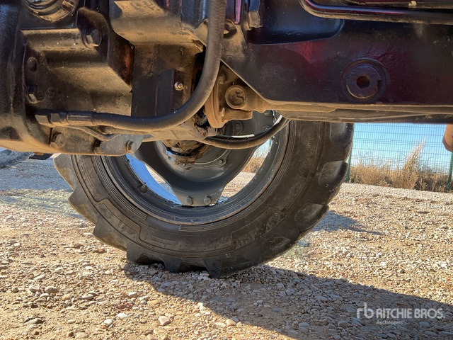 2010 Case IH Quantum 95C 4WD Tractor - Tracteur agricole: photos 4 2010 Case IH Quantum 95C 4WD Tractor - Tracteur agricole: photos 4