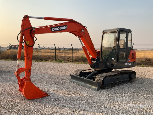 2012 Doosan DH55-V Mini Excavator: <6.6t - Mini pelle: photos 2 2012 Doosan DH55-V Mini Excavator: <6.6t - Mini pelle: photos 2