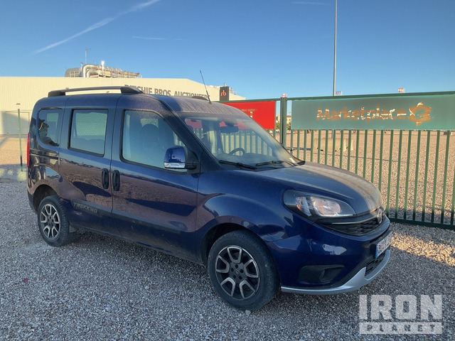 2019 Fiat Doblo 5 Passenger Van - Transport de personnes: photos 3 2019 Fiat Doblo 5 Passenger Van - Transport de personnes: photos 3