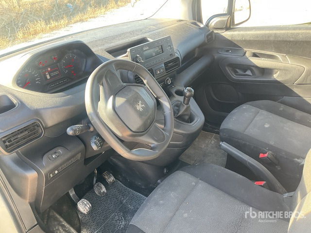 2020 Peugeot Rifter Passenger Van - Minibus, Transport de personnes: photos 5 2020 Peugeot Rifter Passenger Van - Minibus, Transport de personnes: photos 5