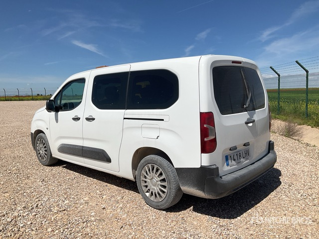 2020 Toyota Proace City Verso Passenger Van - Minibus, Transport de personnes: photos 4 2020 Toyota Proace City Verso Passenger Van - Minibus, Transport de personnes: photos 4