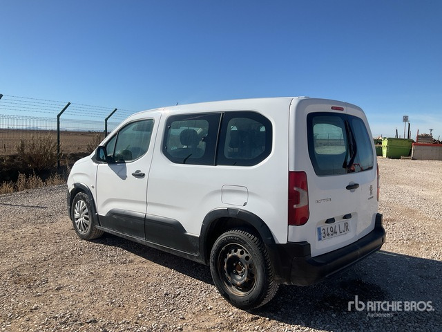 2021 Peugeot Rifter Passenger Van - Minibus, Transport de personnes: photos 2 2021 Peugeot Rifter Passenger Van - Minibus, Transport de personnes: photos 2