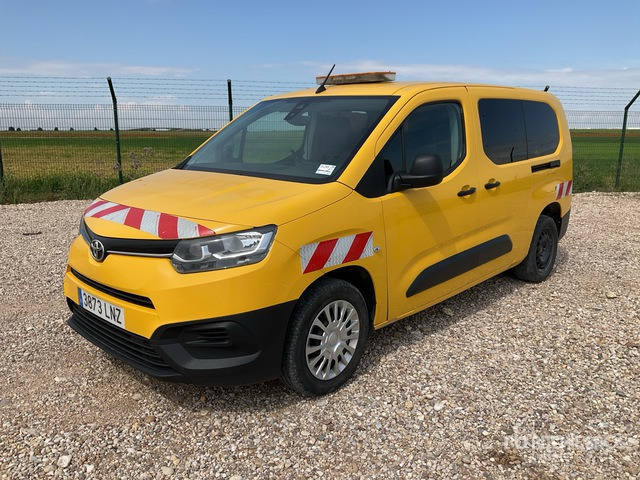 2021 Toyota Proace City Verso 5 Passenger Van - Minibus, Transport de personnes: photos 2 2021 Toyota Proace City Verso 5 Passenger Van - Minibus, Transport de personnes: photos 2