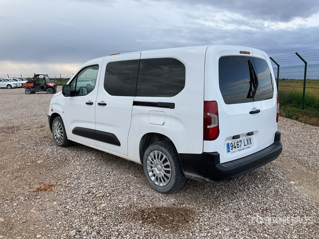 2022 Toyota Proace City Verso 5 Passenger Van - Minibus, Transport de personnes: photos 3 2022 Toyota Proace City Verso 5 Passenger Van - Minibus, Transport de personnes: photos 3