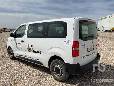 CITROEN JUMPY Blue HDI115 6 - Voiture: photos 4 CITROEN JUMPY Blue HDI115 6 - Voiture: photos 4