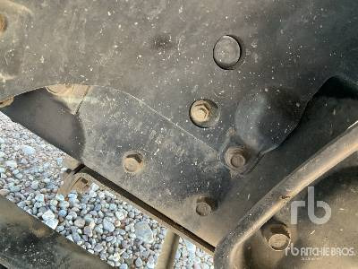 MITSUBISHI CANTER - Camion plateau: photos 5 MITSUBISHI CANTER - Camion plateau: photos 5