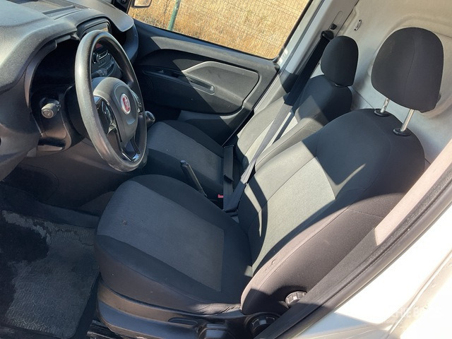 Véhicule utilitaire 2020 Fiat Doblo Cargo Van: photos 6