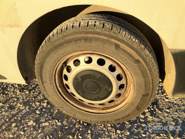 2022 Fiat Scudo Cargo Van - Véhicule utilitaire: photos 4 2022 Fiat Scudo Cargo Van - Véhicule utilitaire: photos 4