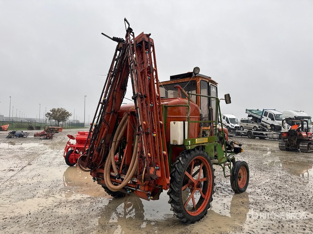 1980 CANDUCCI SC40 Self-Propelled Sprayer - Pulvé automoteur: photos 3 1980 CANDUCCI SC40 Self-Propelled Sprayer - Pulvé automoteur: photos 3