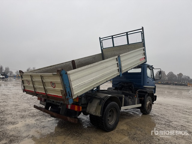 1995 Mercedes-Benz 15.17 4x2 S/A Dump Truck - Camion benne: photos 3 1995 Mercedes-Benz 15.17 4x2 S/A Dump Truck - Camion benne: photos 3