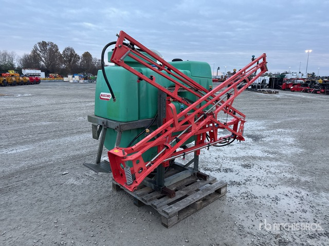 1997 Unigreen 3-Point Hitch Sprayer - Pulvé porté: photos 2 1997 Unigreen 3-Point Hitch Sprayer - Pulvé porté: photos 2