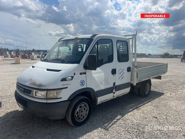 2006 Iveco Daily 35C12 Crew Cab (Inoperable) Flatbed Truck - Camion plateau: photos 2 2006 Iveco Daily 35C12 Crew Cab (Inoperable) Flatbed Truck - Camion plateau: photos 2