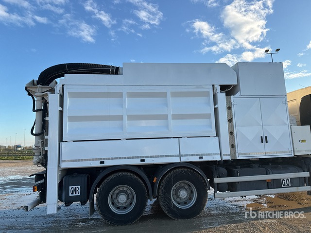 2006 Renault Kerax 420 dci 6x4 Vacuum Excavator Truck - Camion vidangeur: photos 4 2006 Renault Kerax 420 dci 6x4 Vacuum Excavator Truck - Camion vidangeur: photos 4