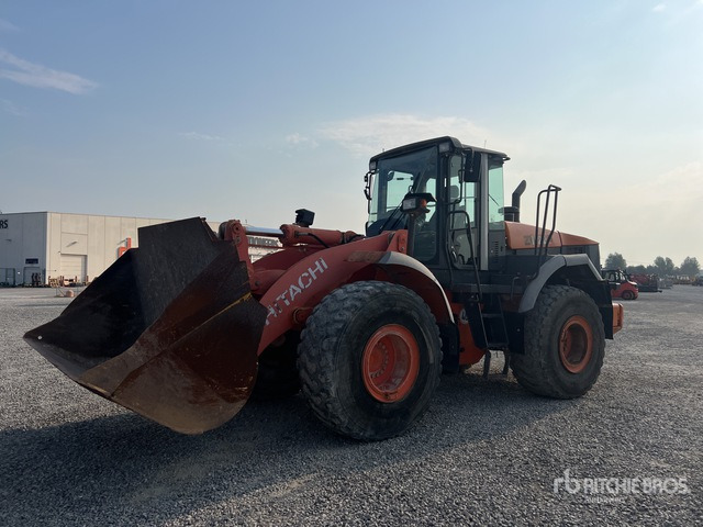 2008 Hitachi ZW220 Wheel Loader - Chargeuse sur pneus: photos 1 2008 Hitachi ZW220 Wheel Loader - Chargeuse sur pneus: photos 1