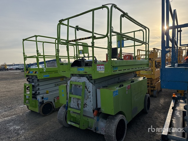 2008 Iteco IT12151 (Inoperable) Scissor Lift - Nacelle ciseaux: photos 3 2008 Iteco IT12151 (Inoperable) Scissor Lift - Nacelle ciseaux: photos 3