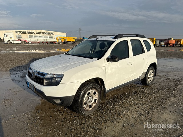 2012 DACIA Duster SUV - SUV: photos 1 2012 DACIA Duster SUV - SUV: photos 1