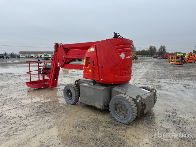 2012 Haulotte HA12IP Electric (Inoperable) Articulating Boom Lift - Nacelle articulée: photos 3 2012 Haulotte HA12IP Electric (Inoperable) Articulating Boom Lift - Nacelle articulée: photos 3