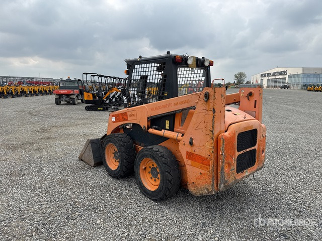 2012 Komatsu SK714-2 High Flow Skid Steer Loader - Mini chargeuse: photos 4 2012 Komatsu SK714-2 High Flow Skid Steer Loader - Mini chargeuse: photos 4