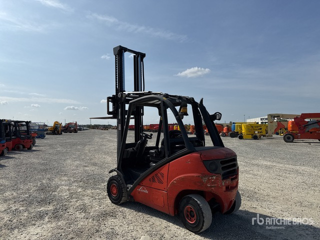 2012 Linde H25D-01 2500 kg Forklift - Chariot élévateur: photos 3 2012 Linde H25D-01 2500 kg Forklift - Chariot élévateur: photos 3