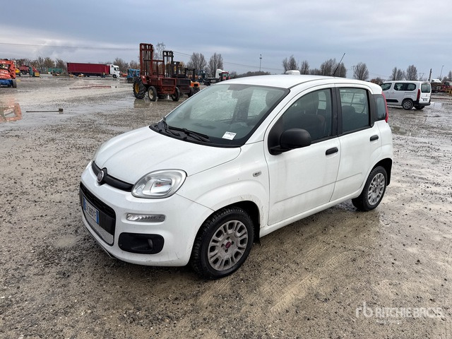 2014 Fiat Panda Automobile - Voiture: photos 1 2014 Fiat Panda Automobile - Voiture: photos 1