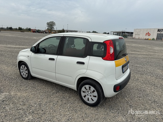 2014 Fiat Panda Autovettura - Voiture: photos 4 2014 Fiat Panda Autovettura - Voiture: photos 4