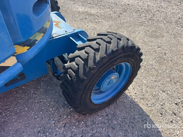 2015 Genie Z-34/22 (Inoperable) Articulating Boom Lift - Nacelle articulée: photos 5 2015 Genie Z-34/22 (Inoperable) Articulating Boom Lift - Nacelle articulée: photos 5
