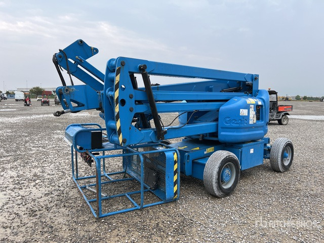 2015 Genie Z4525J (Inoperable) Articulating Boom Lift - Nacelle articulée: photos 1 2015 Genie Z4525J (Inoperable) Articulating Boom Lift - Nacelle articulée: photos 1