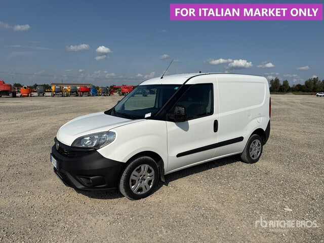 2016 Fiat Doblo Autocarro furgonato - Fourgonnette: photos 1 2016 Fiat Doblo Autocarro furgonato - Fourgonnette: photos 1