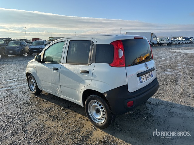 2016 Fiat Panda 1.3 MJT 80CV SES POP Van Truck - Camion fourgon: photos 2 2016 Fiat Panda 1.3 MJT 80CV SES POP Van Truck - Camion fourgon: photos 2