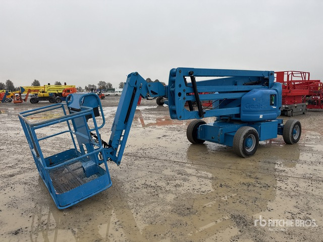 2016 Genie Z4525J Electric (Inoperable) Articulating Boom Lift - Nacelle articulée: photos 1 2016 Genie Z4525J Electric (Inoperable) Articulating Boom Lift - Nacelle articulée: photos 1