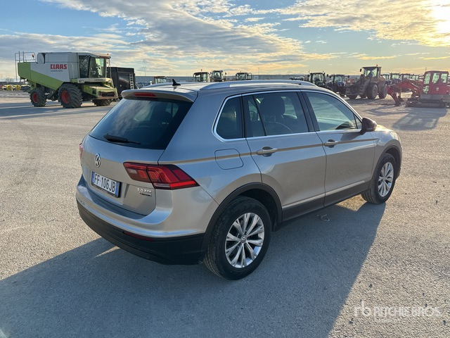 2016 Volkswagen Tiguan SUV - SUV: photos 3 2016 Volkswagen Tiguan SUV - SUV: photos 3