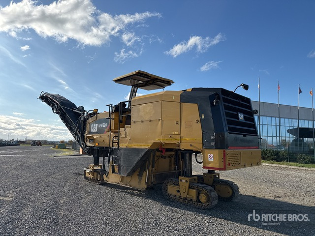2017 Cat PM620 Tracked Cold Planer - Fraiseuse à froid: photos 2 2017 Cat PM620 Tracked Cold Planer - Fraiseuse à froid: photos 2