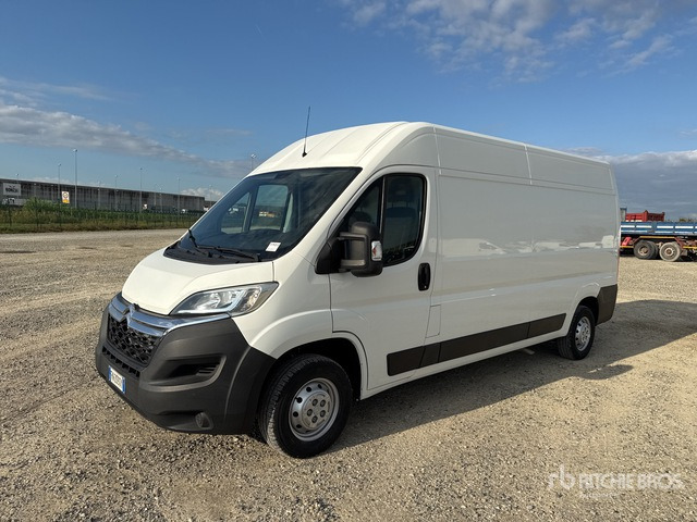2018 Citroen Jumper 33 2.0BLUEHDI L3H2 130CV Van Truck - Fourgon utilitaire: photos 2 2018 Citroen Jumper 33 2.0BLUEHDI L3H2 130CV Van Truck - Fourgon utilitaire: photos 2