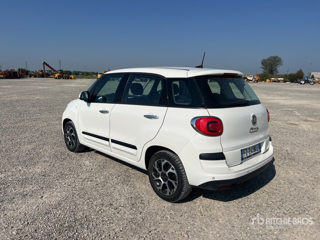 2019 Fiat 500L Automobile - Voiture: photos 3 2019 Fiat 500L Automobile - Voiture: photos 3