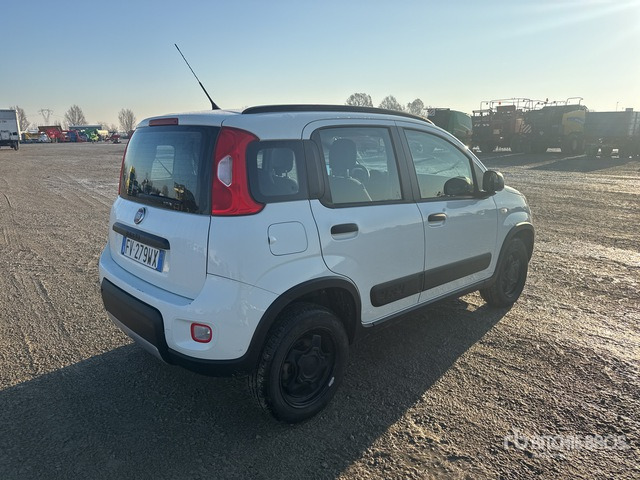 2019 Fiat Panda 0.9 TWINAIR TURBO 85CV SeS E6-T ... Automobile - Voiture: photos 3 2019 Fiat Panda 0.9 TWINAIR TURBO 85CV SeS E6-T ... Automobile - Voiture: photos 3