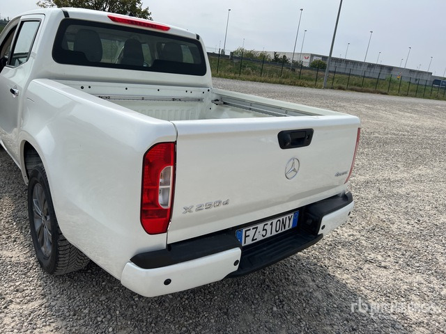 2019 Mercedes-Benz X KLASSE Crew Cab 250d 4MATIC PROGRESSIV ... Pickup - Pick-up: photos 4 2019 Mercedes-Benz X KLASSE Crew Cab 250d 4MATIC PROGRESSIV ... Pickup - Pick-up: photos 4