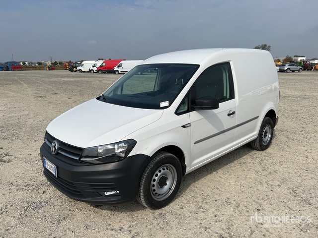 2019 Volkswagen Caddy 2.0 TDI 122CV 4MOTION BUSINESS Van Truck - Fourgonnette: photos 1 2019 Volkswagen Caddy 2.0 TDI 122CV 4MOTION BUSINESS Van Truck - Fourgonnette: photos 1