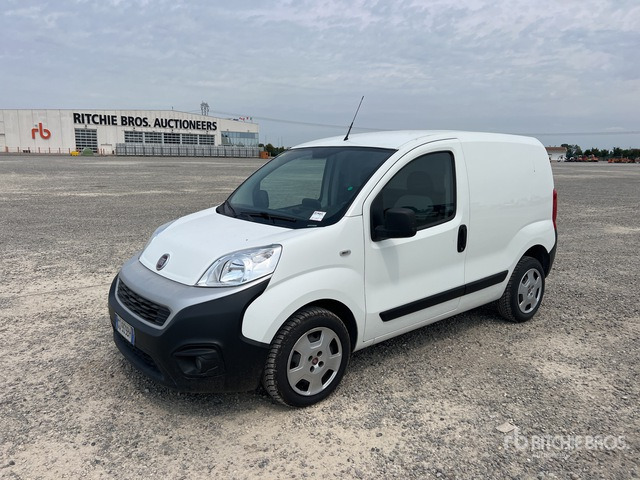 2020 Fiat Fiorino Van Truck - Fourgon utilitaire: photos 2 2020 Fiat Fiorino Van Truck - Fourgon utilitaire: photos 2