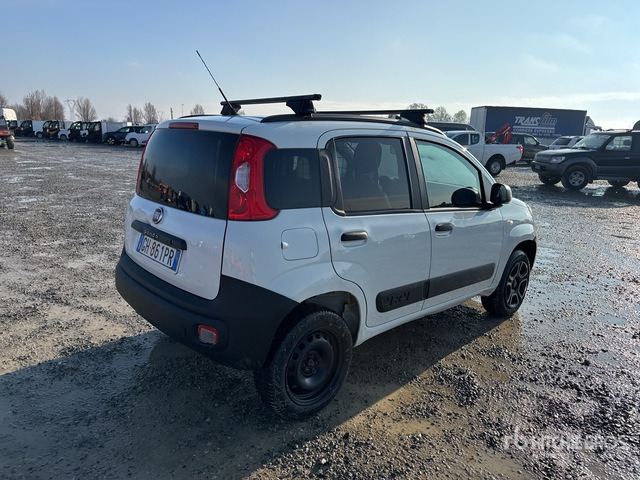 2021 Fiat Panda 900CC 85CV VAN E6D SeS 4X4 2P Van Truck - Camion fourgon: photos 3 2021 Fiat Panda 900CC 85CV VAN E6D SeS 4X4 2P Van Truck - Camion fourgon: photos 3