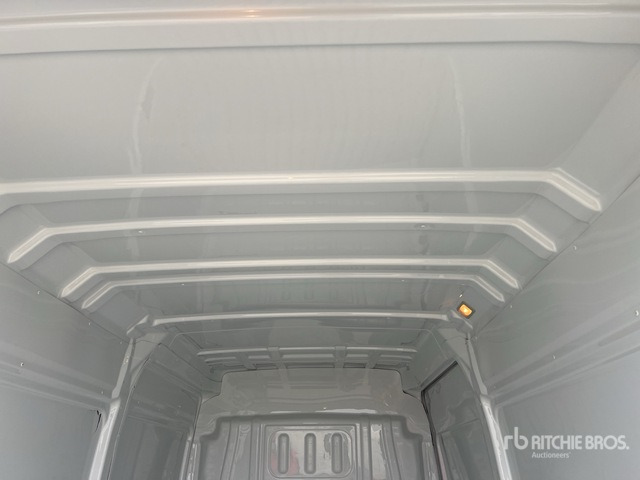Fourgon utilitaire 2021 Peugeot Boxer 333 L3H2 2.2 BLUEHDI 140CV S&S Van Truck: photos 6