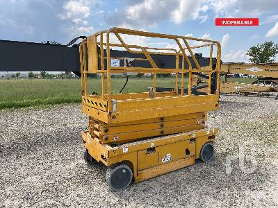 HAULOTTE COMPACT 10 Electric (Inoperable) - Nacelle ciseaux: photos 1 HAULOTTE COMPACT 10 Electric (Inoperable) - Nacelle ciseaux: photos 1