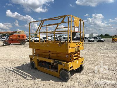 HAULOTTE COMPACT 10 Electric (Inoperable) - Nacelle ciseaux: photos 2 HAULOTTE COMPACT 10 Electric (Inoperable) - Nacelle ciseaux: photos 2