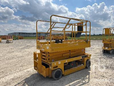 HAULOTTE COMPACT 10 Electric (Inoperable) - Nacelle ciseaux: photos 5 HAULOTTE COMPACT 10 Electric (Inoperable) - Nacelle ciseaux: photos 5