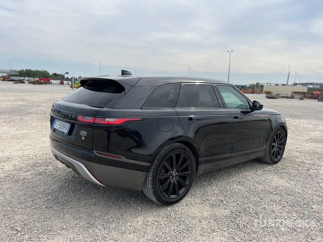 Land Rover Range Rover Velar SUV Sport Utility Vehicle - SUV: photos 4 Land Rover Range Rover Velar SUV Sport Utility Vehicle - SUV: photos 4