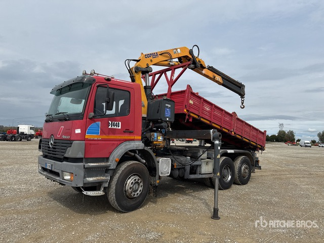 Mercedes-Benz Atego 1828 Autocarro ribaltabile con gru - Camion benne, Camion grue: photos 2 Mercedes-Benz Atego 1828 Autocarro ribaltabile con gru - Camion benne, Camion grue: photos 2