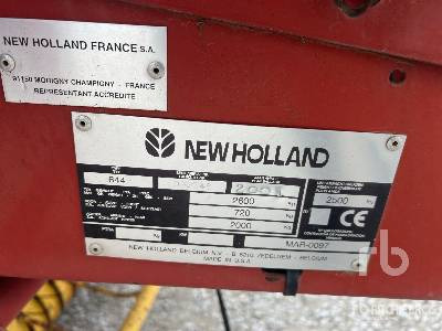 NEW HOLLAND 644 - Presse à balles rondes: photos 5 NEW HOLLAND 644 - Presse à balles rondes: photos 5